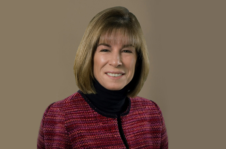 Lisa Ferrero ’85 